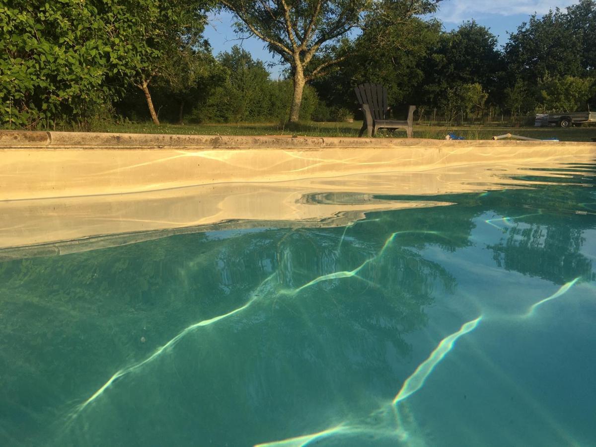 Maison Perigord Vert Piscine Et Spa La Roche-Chalais Exteriör bild